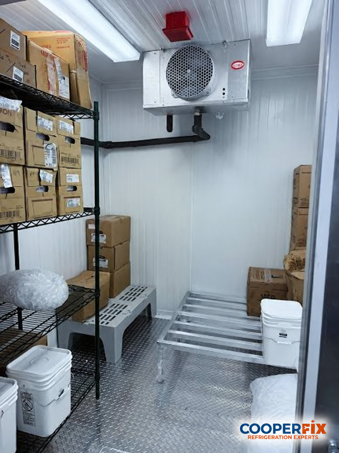Walk-in refrigerated storage and evaporator equipment